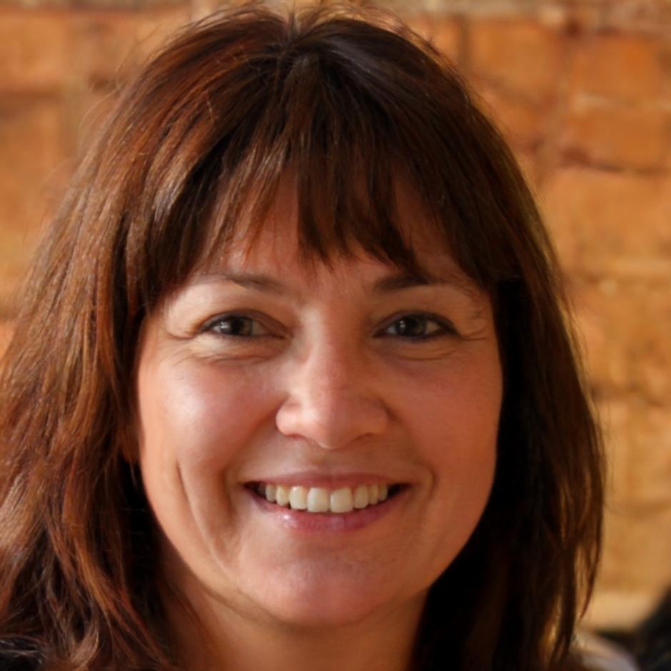 Dr. Sarah Weber - Portfoliomanagerin